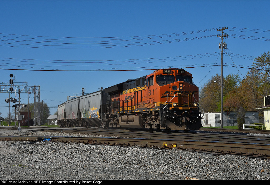 BNSF 3811